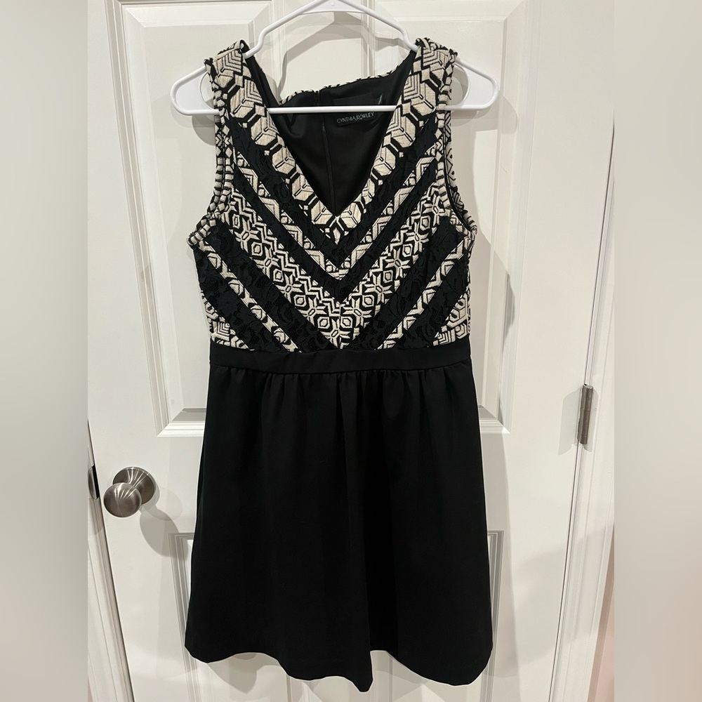 Cynthia Rowley Size Large Black and White Dress